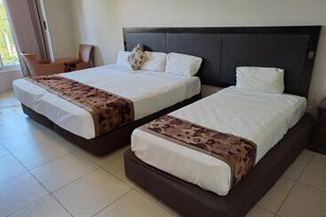 هتل Trans International