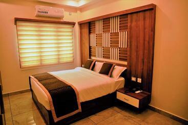 هتل Ags Residency