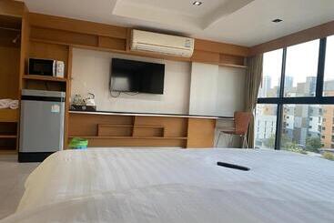 Апарт-отель L18 Residence แอลสิบแปด เรสซิเดนซ์