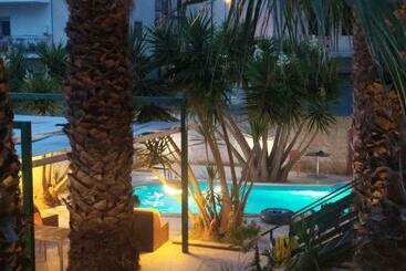 Bed and Breakfast Joli Jardin