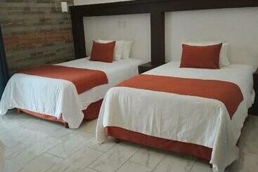 ホテル Pineda Real