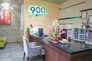 هتل 900 Inn