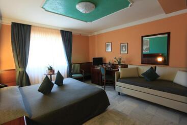 בית מלון כפרי Balconata 2.0 Banqueting & Accommodations