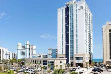 هتل Hilton Grand Vacations Club Ocean 22 Myrtle Beach