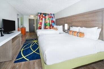 Отель Indigo Cleveland Beachwood, An Ihg