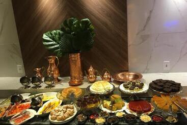 Master Gold Hotel Express