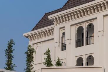 هتل Sarai Resort & Spa And Wander By Sarai