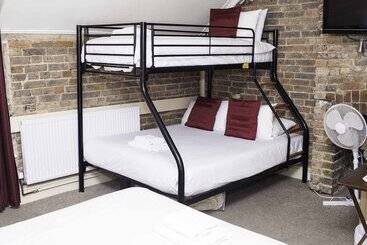 酒店 The Castle Inn