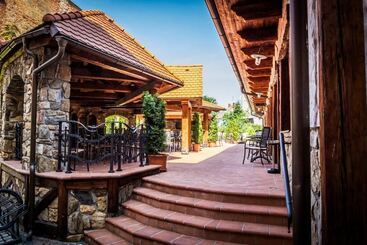 Katerain Hotel, Restaurace, Wellness