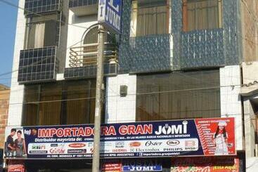 בית מלון כפרי Hostal Jumi