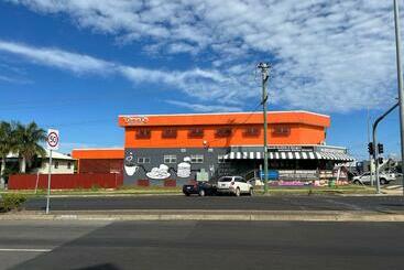 هاستل Tomato Backpackers