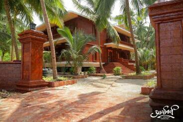 فندق Aryavarta Beach Resort