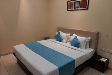 فندق Clarks Inn Dudhwa