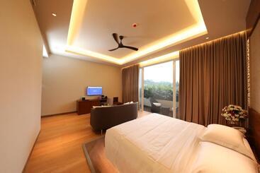 فندق Grand Silver Ray