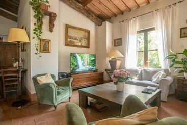 Il Fontino  Del Fontino