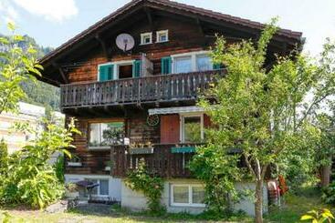 Backpackers Hostel   Das Gemütliche Haus Des Grossvaters   Bergheimat   Ganz Einfach   Ganz Unkompli