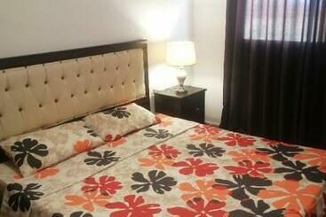 هاستل Petra Planet