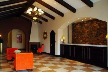 בית מלון כפרי Jinjiang Inn Select Shanghai Hongqiao Hub Jiangqiao Wanda Plaza