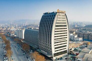 Отель Jinjiang Inn Select Zibo Boshan Passenger Station Branch
