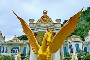 Khengpa Cafe & Resort