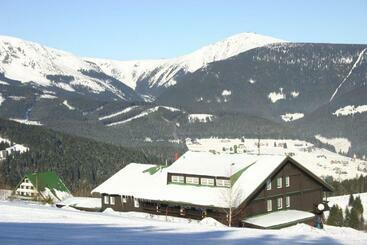 بنسيون Chata Protěž