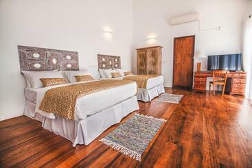 Пансион Kandy Casa By Regus