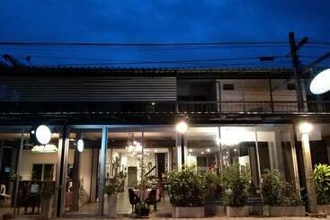 膳宿费 Promphet House