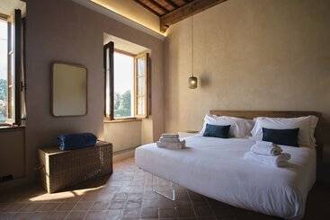 Badia Giulia Prestigious Historical B&b, Camaiore   Adults Only   No Pets