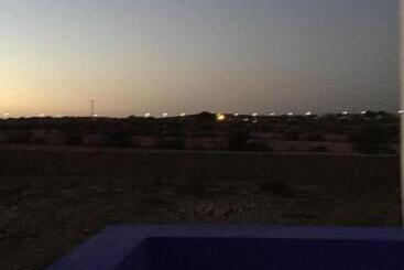 تختخواب و صبحانه Nour Mogador