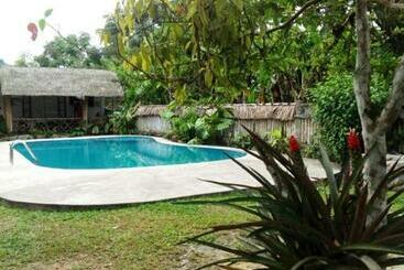 هتل Hostería Mindo Samay Juku