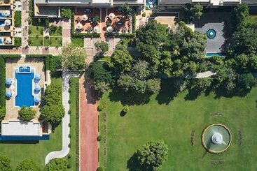 Отель Sawai Man Mahal