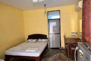 פנסיון James Guesthouse