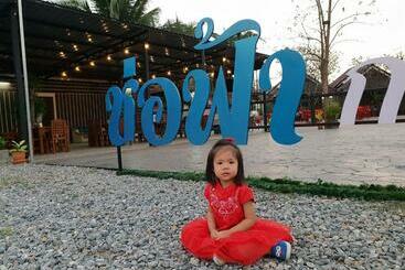 فندق ช่อฟ้า การ์เด้น