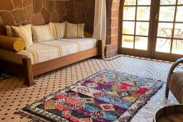 بنسيون Boutique Guesthouse Dar Zohra