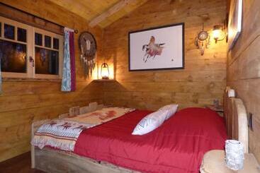 Bed and Breakfast Chambre D Hôte Atypique Trappeur West Little Ranch