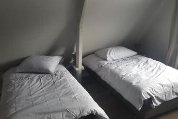 تختخواب و صبحانه Het Zwanennest