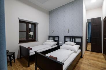 Bed and Breakfast Szobi Malomkert Fogadó