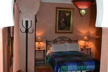 فندق Riad L  Arganier D  Or