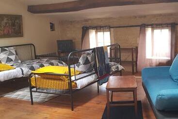 פנסיון Gazelle Guest House And Art Gallery