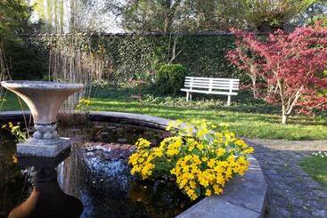 膳宿费 La Maison Brodée