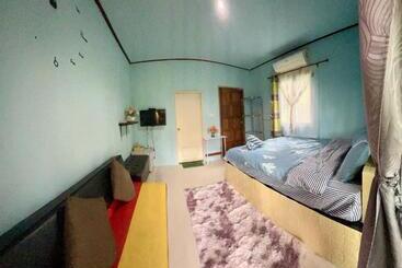 منتجع Lee Red House