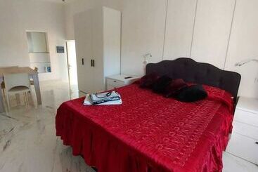 צימר Black & White