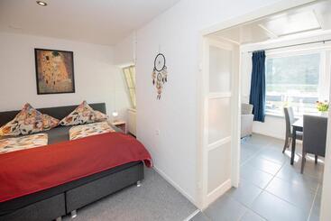 住宿加早餐  Gästehaus Mona Lisa