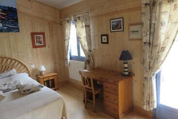 ベッドアンドブレックファースト Les Petites Aunettes