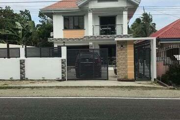 צימר Villa Cresenciana