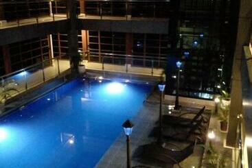 호텔 Panglao Alona Suites