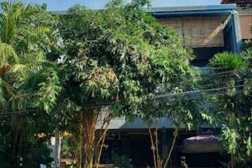 펜션 Angel And Marie S Basic Fanroom For 1   2 Pax