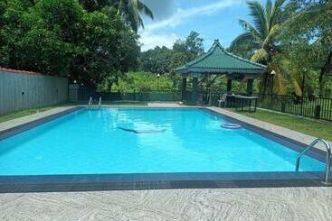 פנסיון Room In Bb  Suma Villa 240 Bentara Uragaha Elpitiya Rd Bentota 1