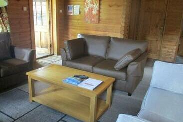 منتجع Pantglas Hall Lodges
