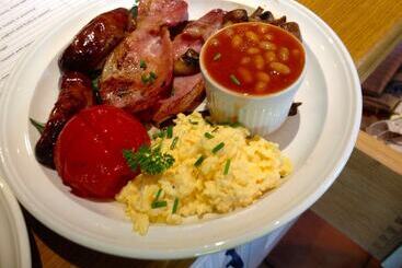 ベッドアンドブレックファースト Beechwood B And B